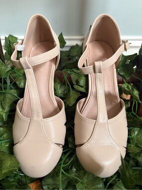 Women’s T-Strap Block Heel Pumps, Ankle Buckle Closure, Classic Cut Shoes